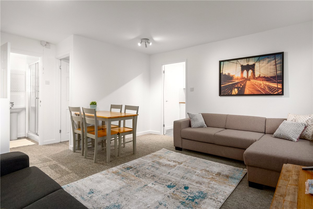 19 bedroom House, St. Helens Wharf, Abingdon, OX14 - Available, Image 4