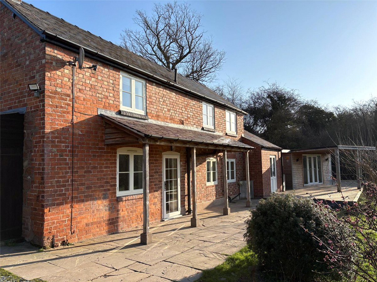 3 bedroom House, Montford, Montford Bridge, SY4 - Available, Image 15