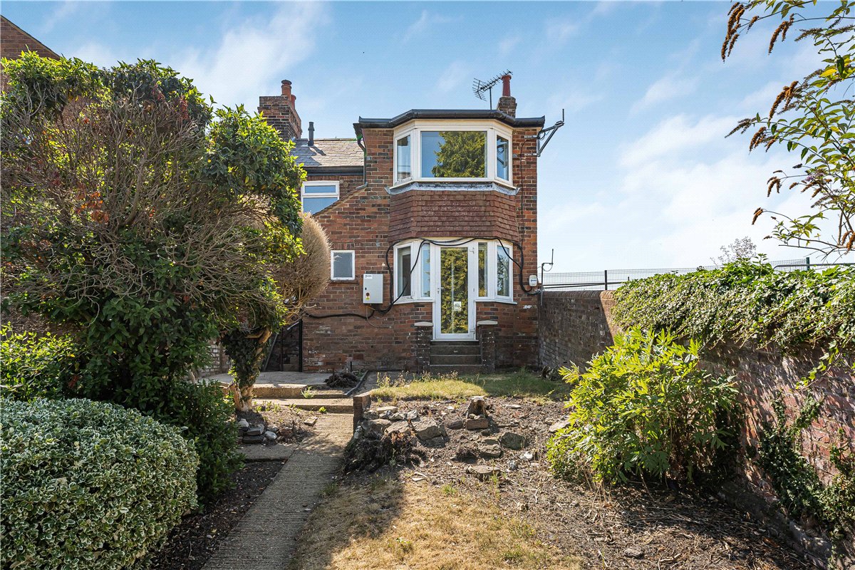 3 bedroom House, Ellesborough Road, Wendover, HP22 - Let Agreed, Image 9