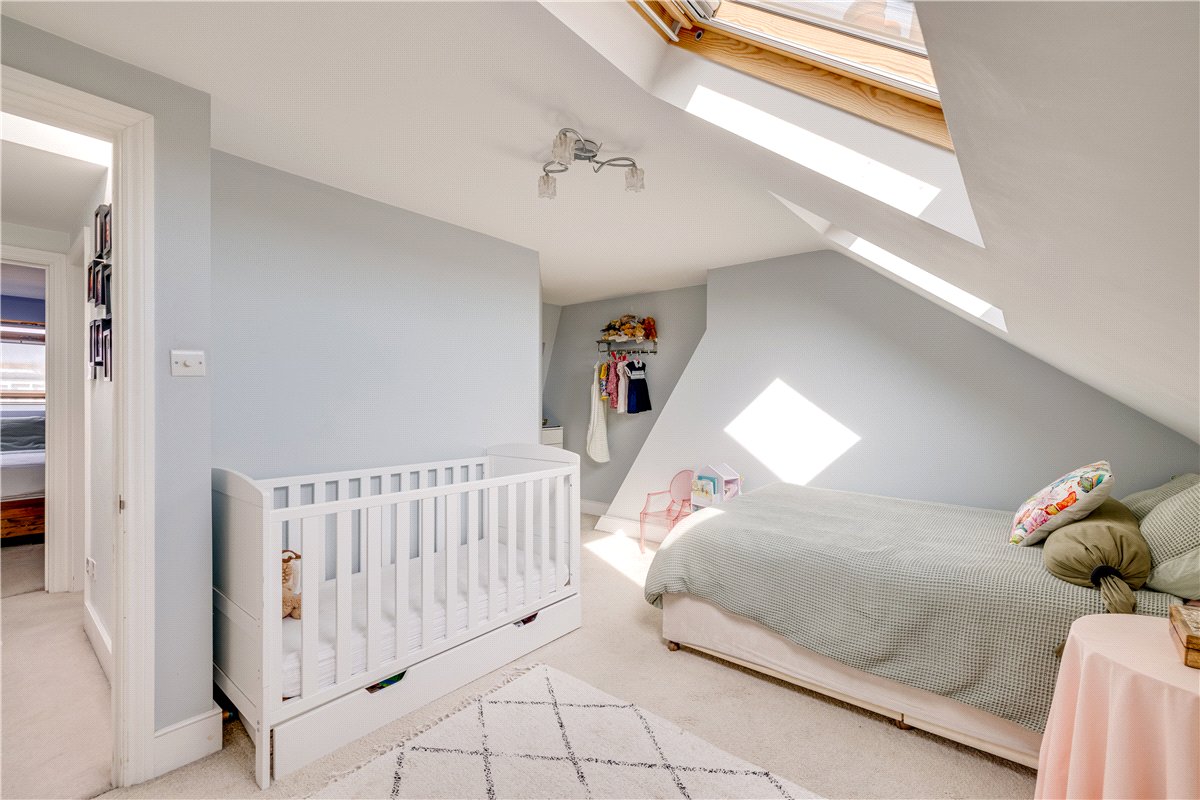 3 bedroom Maisonette, Replingham Road, London, SW18 - Available, Image 5