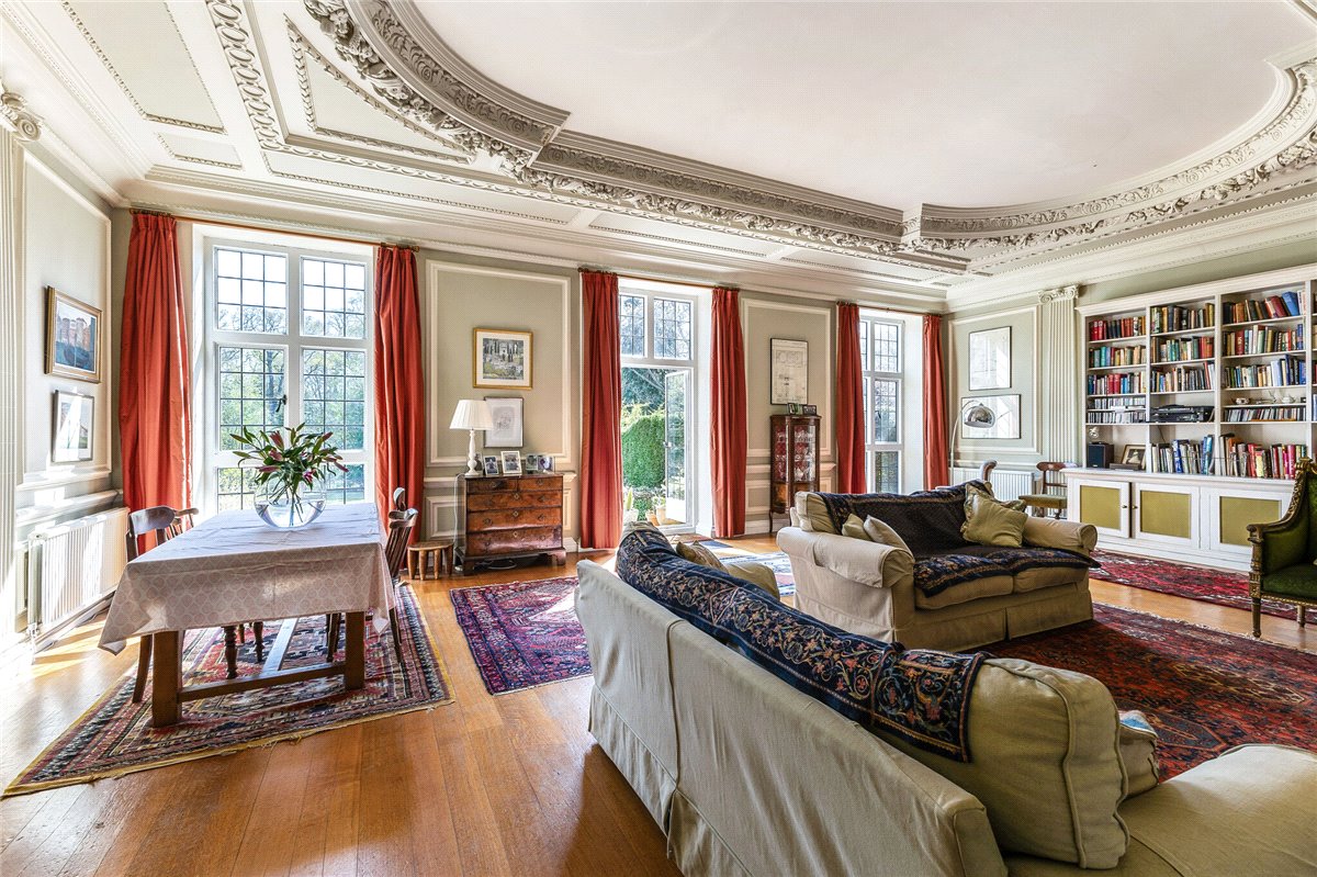 5 bedroom House, Stockcross, Newbury, RG20 - Available, Image 3