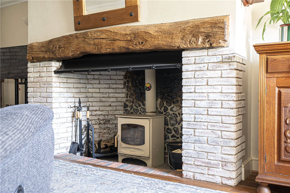 5 bedroom House, West Street, Hambledon, PO7 - Available, Image 4