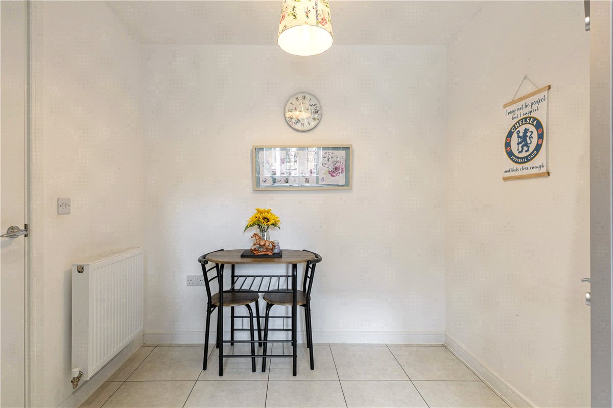 3 bedroom House, Hawking Way, Cottenham, CB24 - Available, Image 5