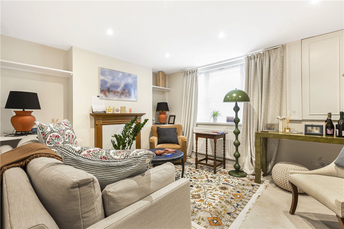 2 bedroom Maisonette, Walton Crescent, Oxford, OX1 - Let Agreed, Image 1