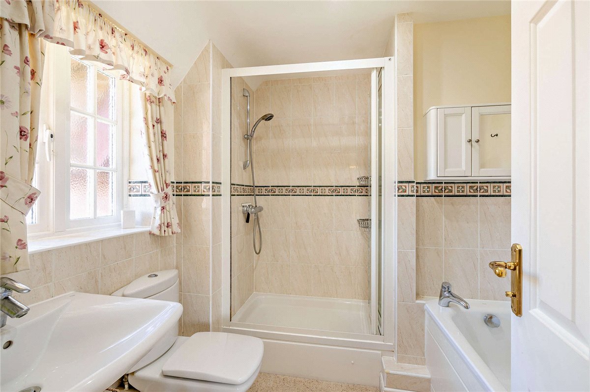3 bedroom House, Palmers Yard, Ecchinswell, RG20 - Available, Image 11