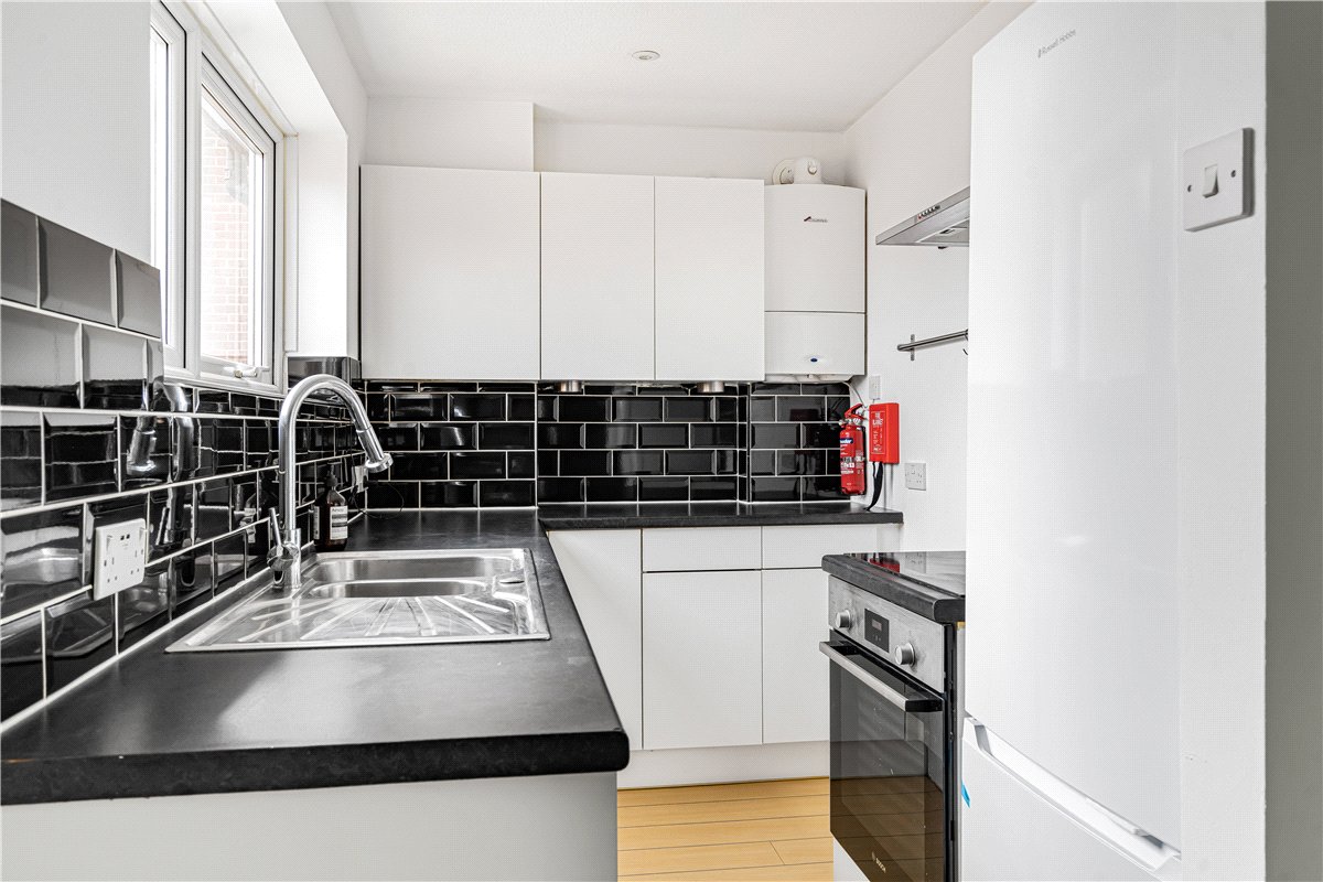 2 bedroom Flat, St. Clements Street, Oxford, OX4 - Available, Image 9