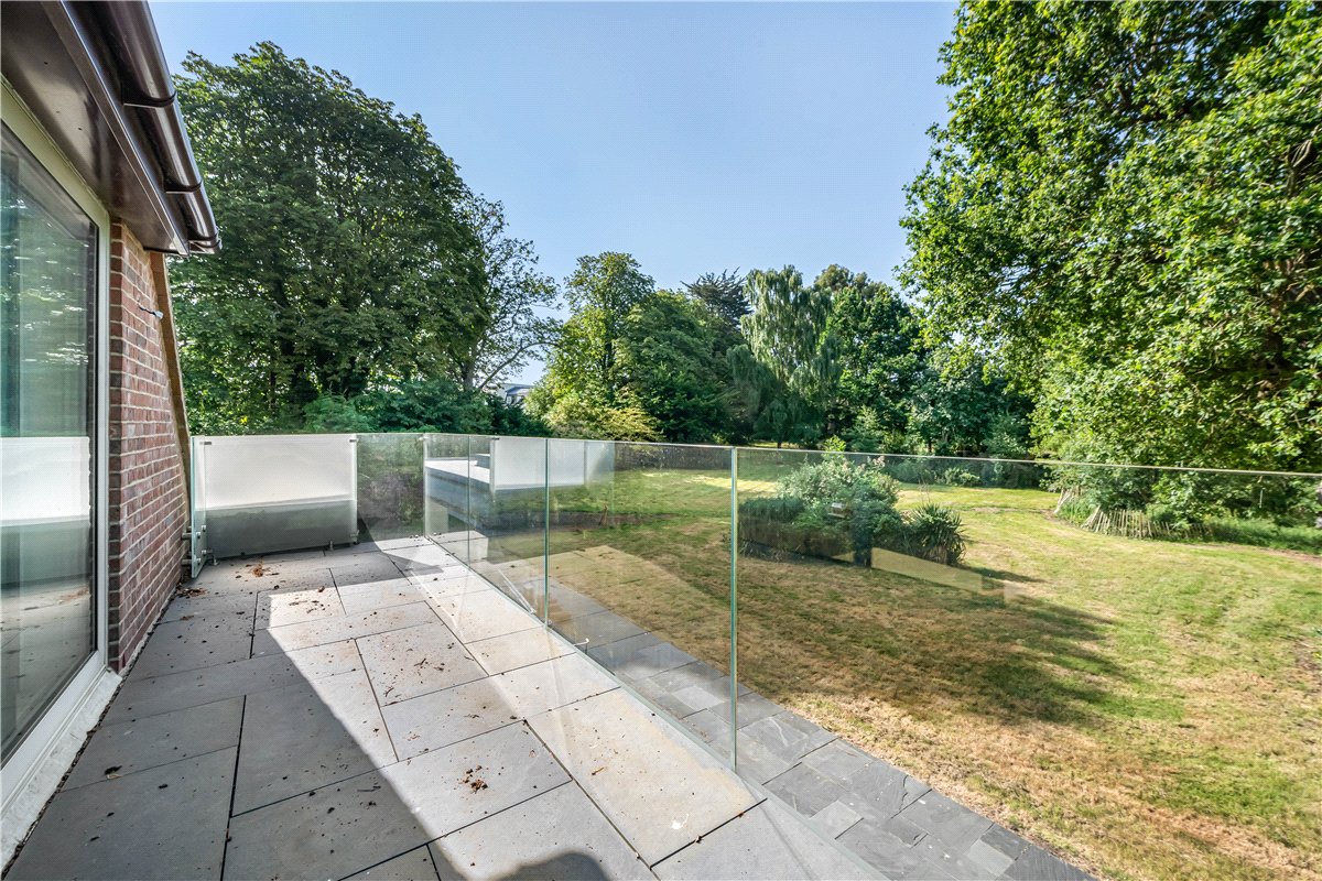 5 bedroom House, Tortington, Arundel, BN18 - Available, Image 18