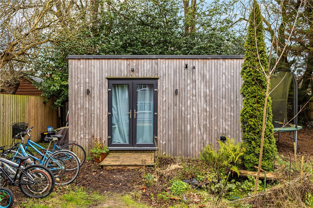 4 Bedroom Single Family Home/House's Image 4
