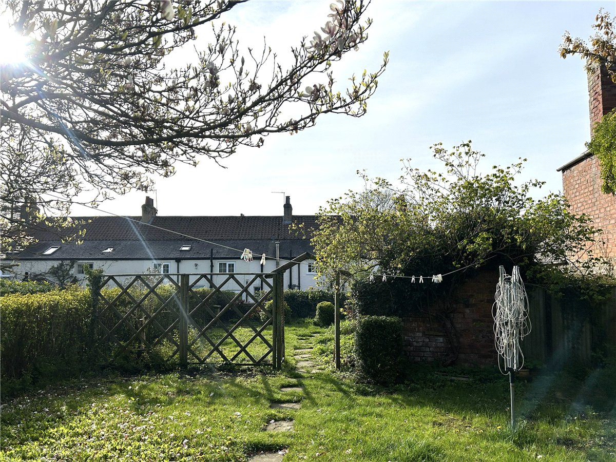 2 bedroom Cottage, 15 Main Street, Wath, HG4 - , Image 1