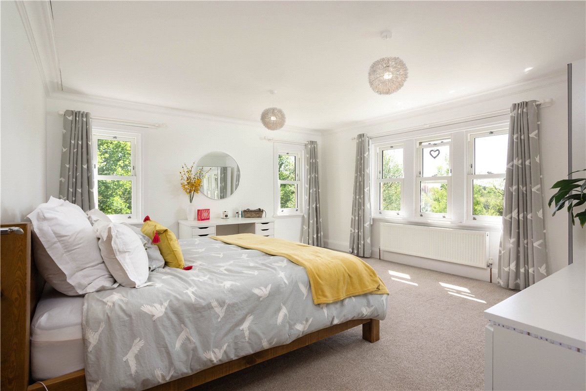 7 bedroom House, Layton Lane, Rawdon, LS19 - Available, Image 9