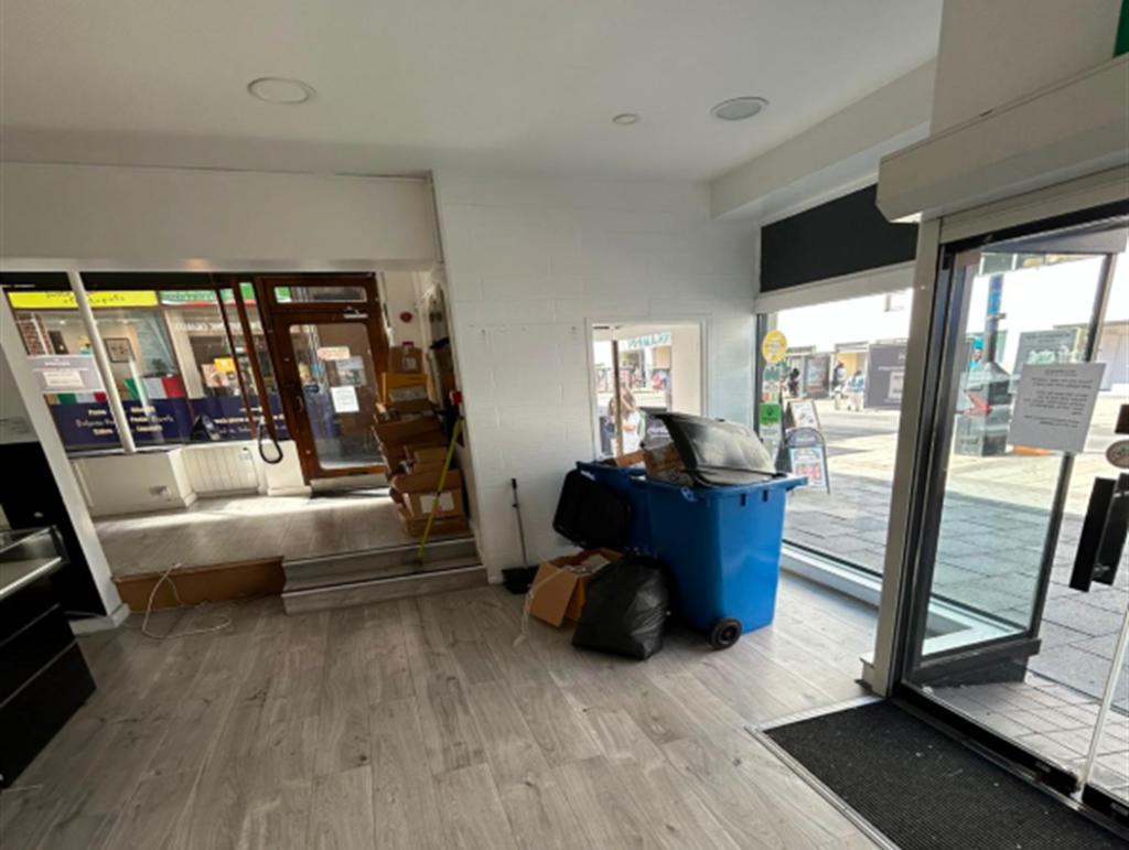 457 Sq Ft, The Arcade, Bristol, BS1 - Available, Image 1