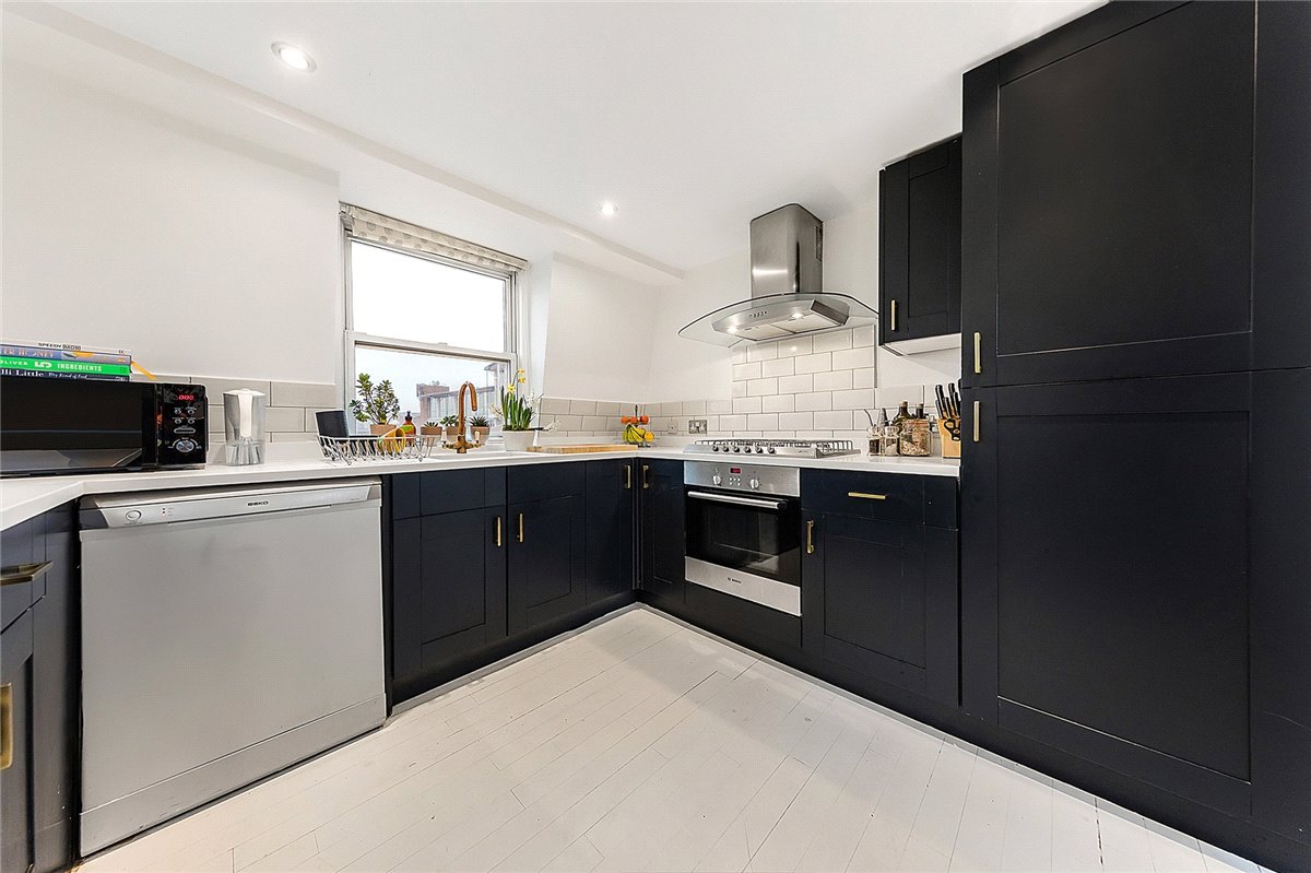 2 bedroom Flat, Munster Road, London, SW6 - , Image 1