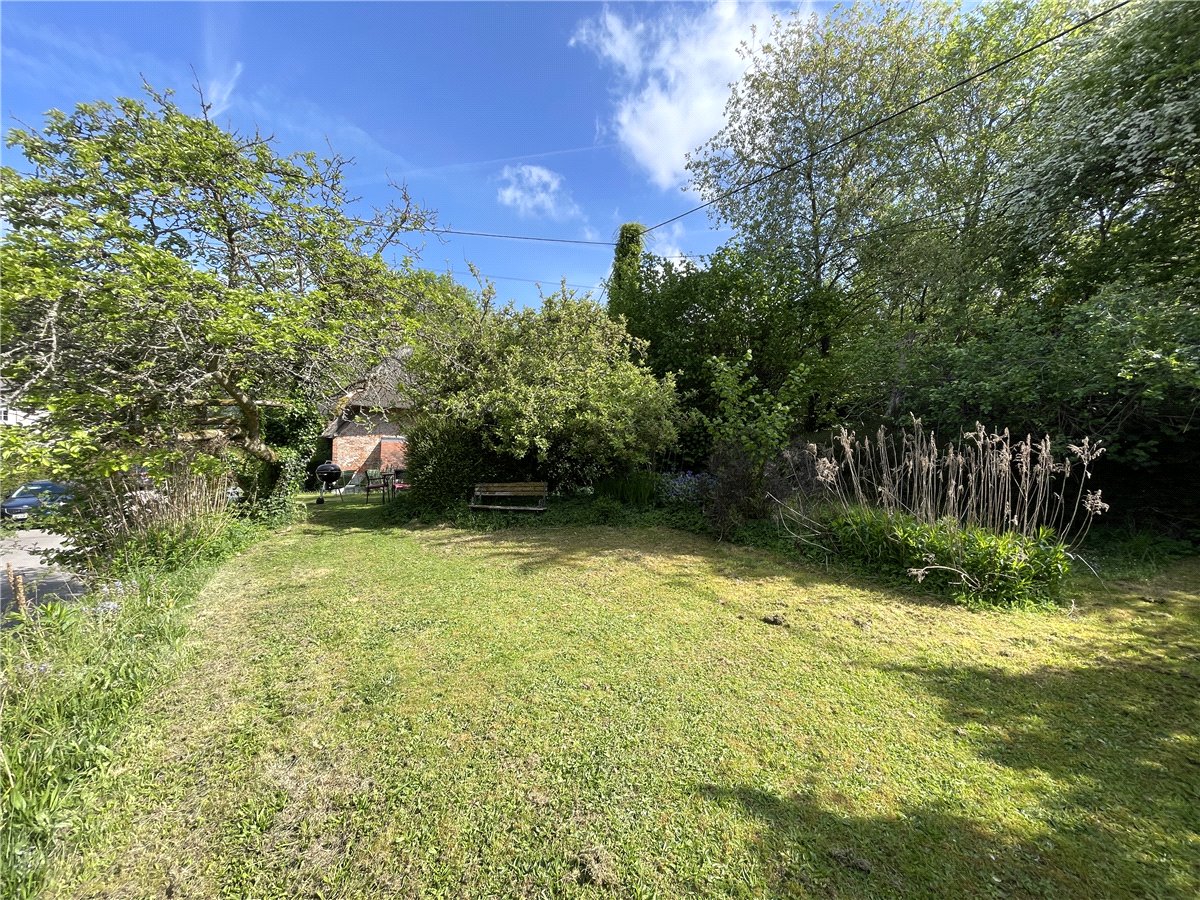 2 bedroom House, East Stratton, Winchester, SO21 - Available, Image 8