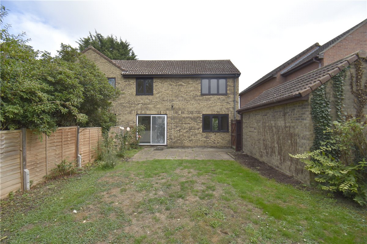 3 bedroom House, Providence Way, Waterbeach, CB25 - 