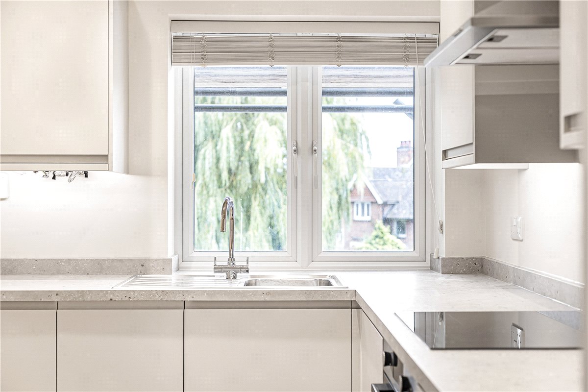 2 bedroom Flat, Drayton Road, Abingdon, OX14 - Available, Image 5