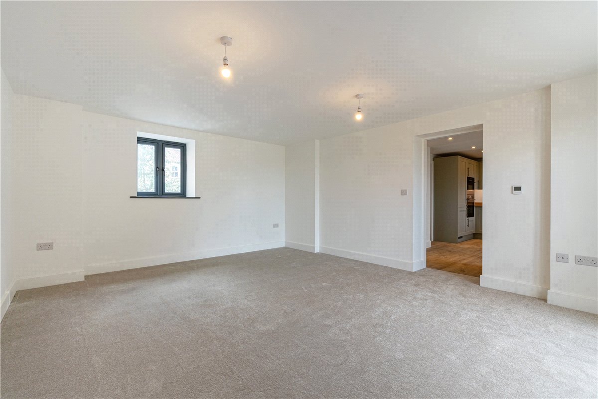 4 bedroom Cottage, Sycamore Barn, Camela Lane, Camblesforth, YO8 - Available, Image 5