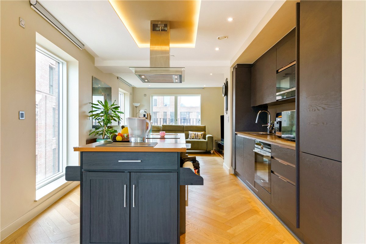 3 bedroom Flat, Toft Green, York, YO1 - Available, Image 4