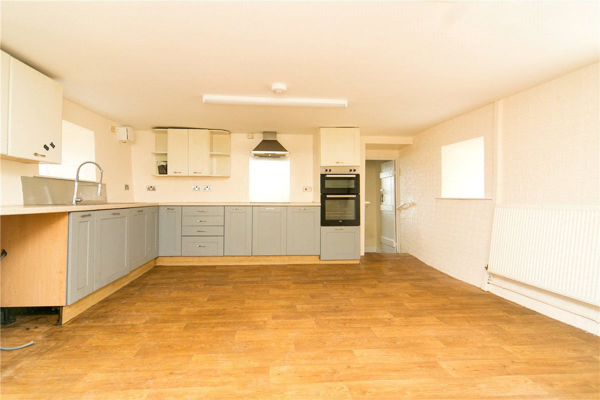 240.23  Farm, Llanaelhaearn, Caernarfon, LL54 - Available, Image 7