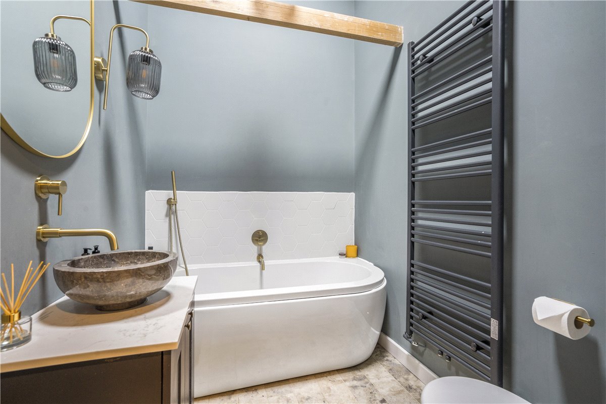 4 bedroom House, West Kennett, Marlborough, SN8 - Sold STC, Image 5