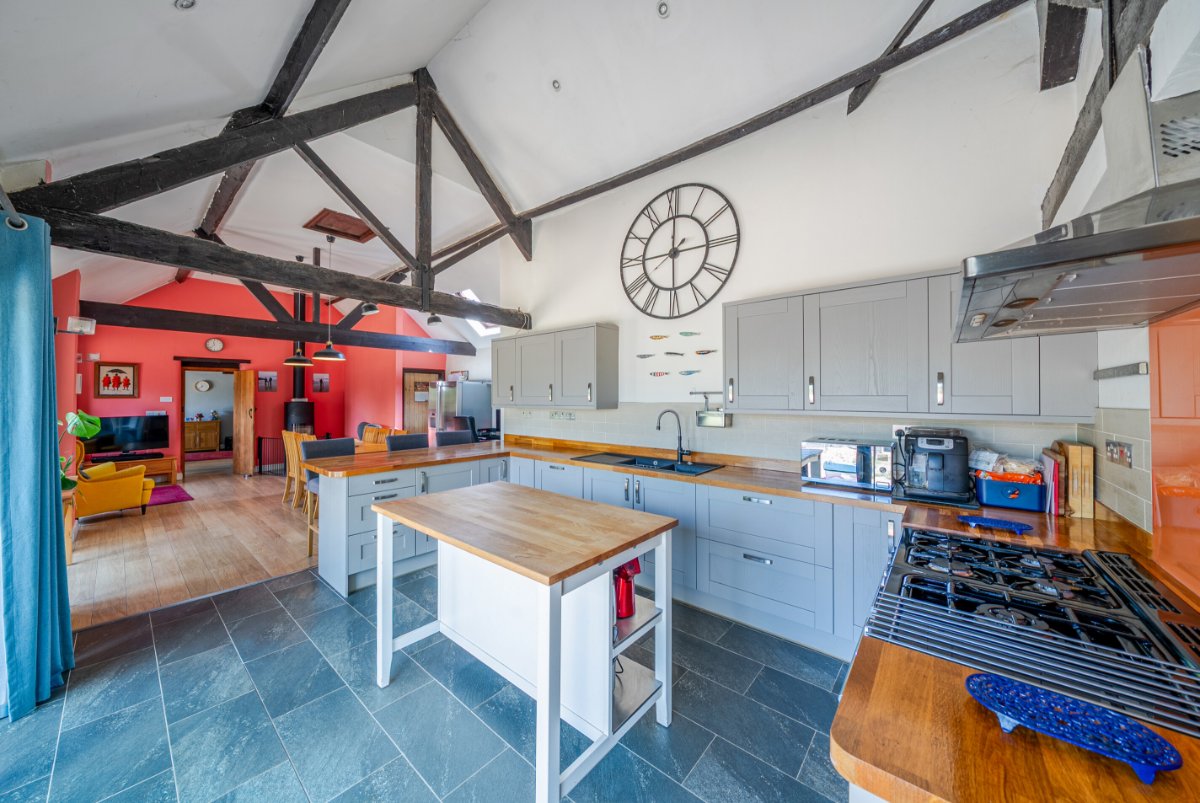 4 bedroom House, By The Byre Holidays & The Old Cow Byre, Whitechapel Lane, BA11 - Available, Image 9