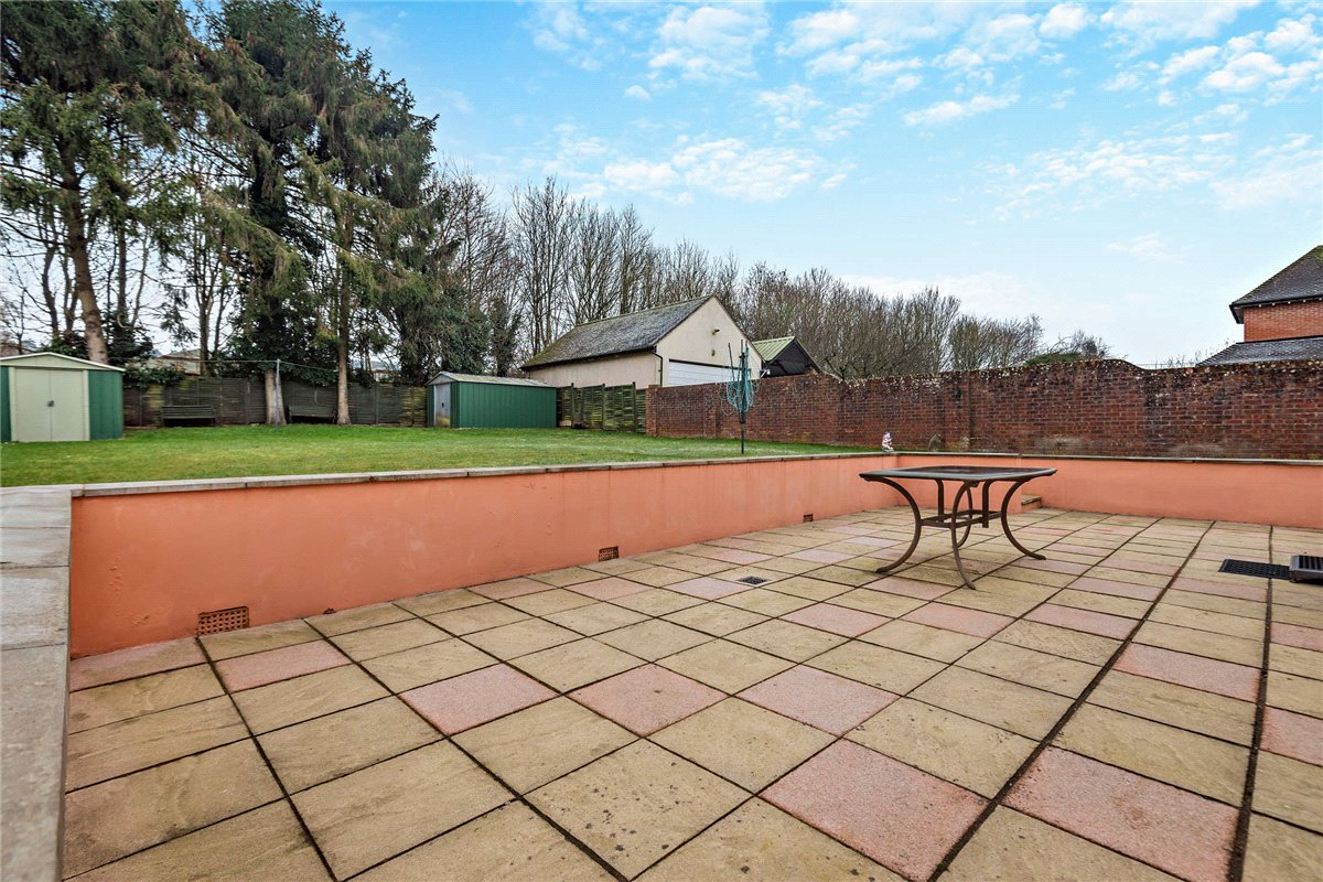 4 bedroom Bungalow, Long Lane, Hermitage, RG18 - Available, Image 11