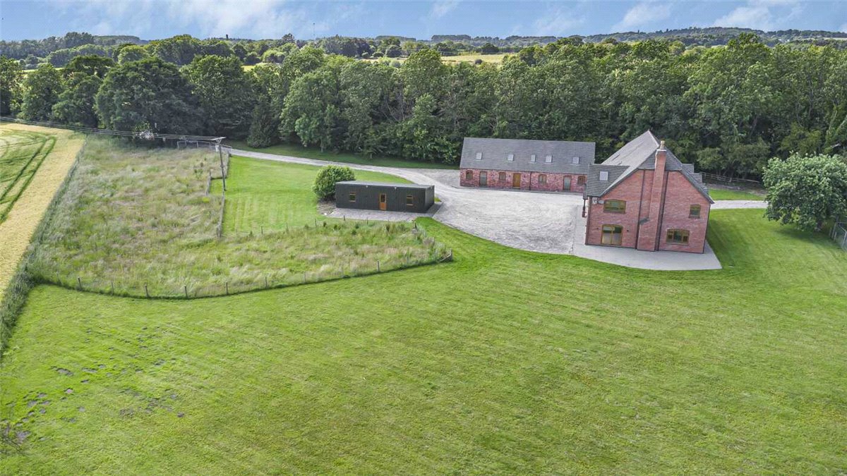 14 bedroom House, Yarnfield Lane, Yarnfield, ST15 - , Image 43