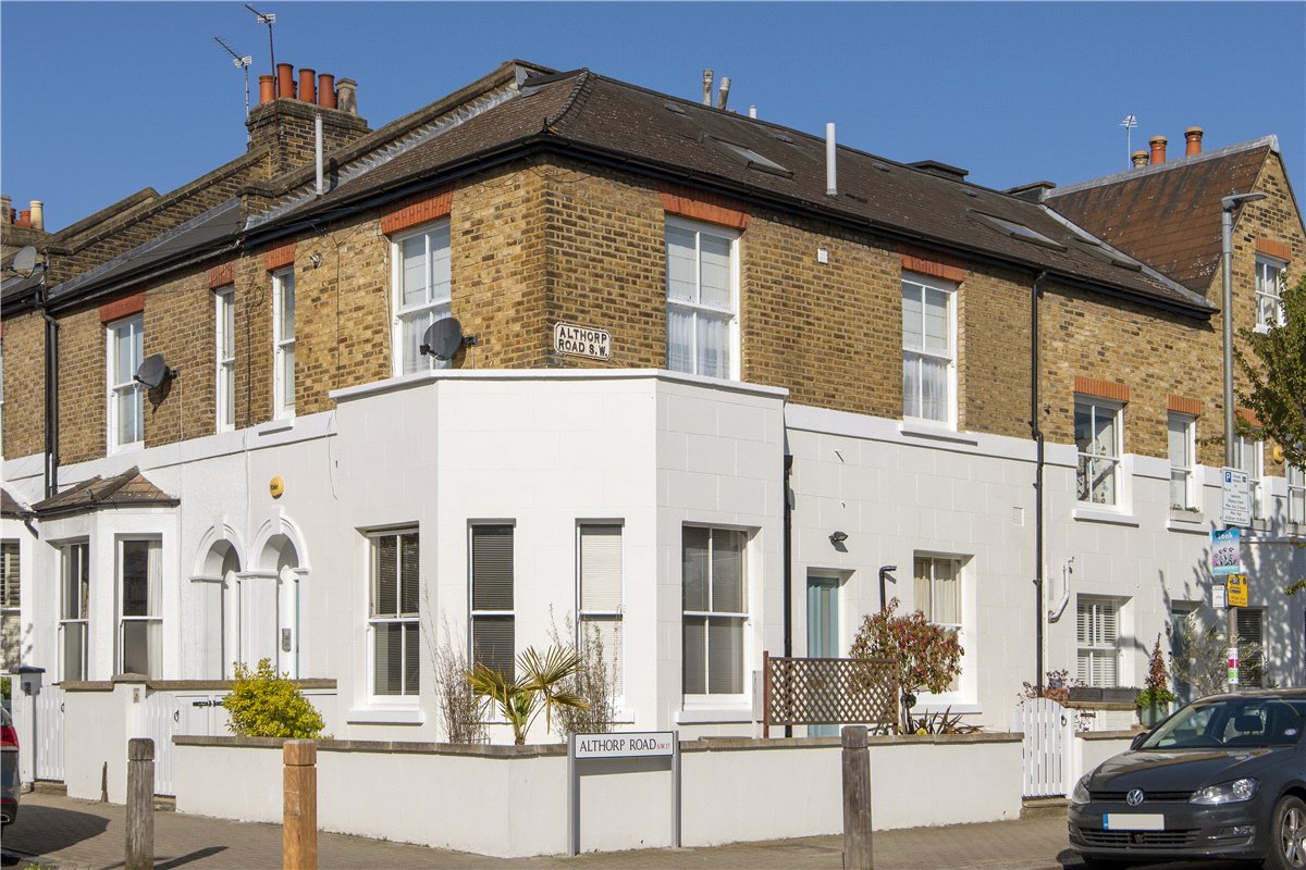 1 bedroom Flat, Nottingham Road, Bellevue Village, London, SW17 - Sold