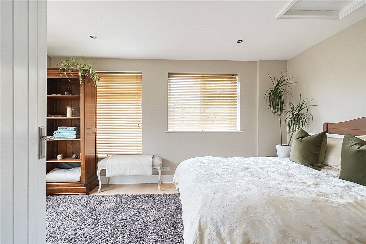 4 bedroom House, Forge Lane, West Overton, SN8 - Sold STC, Image 16