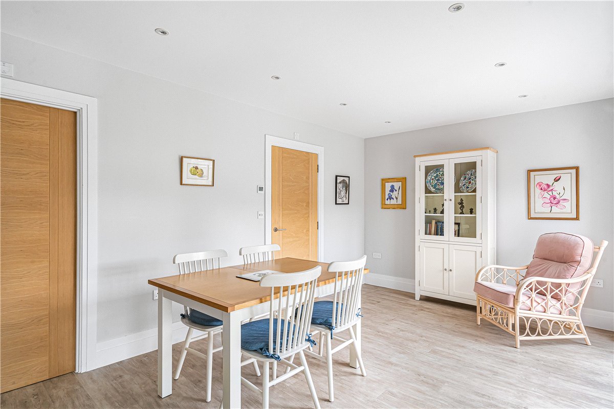 4 bedroom House, Jack Straws Lane, Headington, OX3 - Available, Image 9