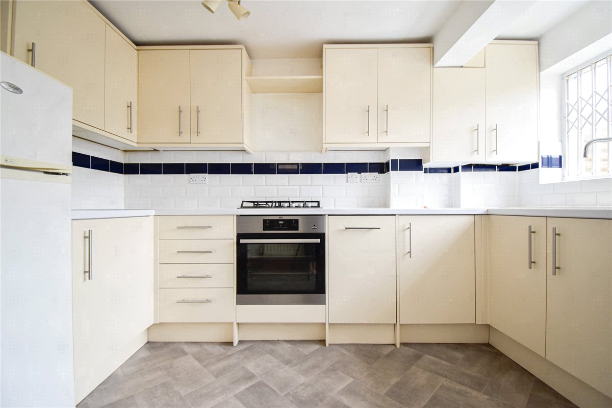 2 bedroom House, Newmarket Road, Cambridge, CB5 - , Image 1