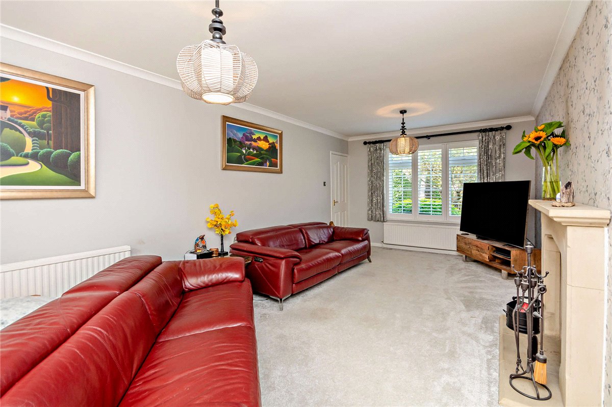 4 bedroom House, Normay Rise, Newbury, RG14 - Available, Image 4