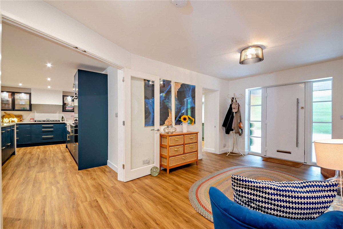 5 bedroom House, Kendrick Road, Newbury, RG14 - Available, Image 14
