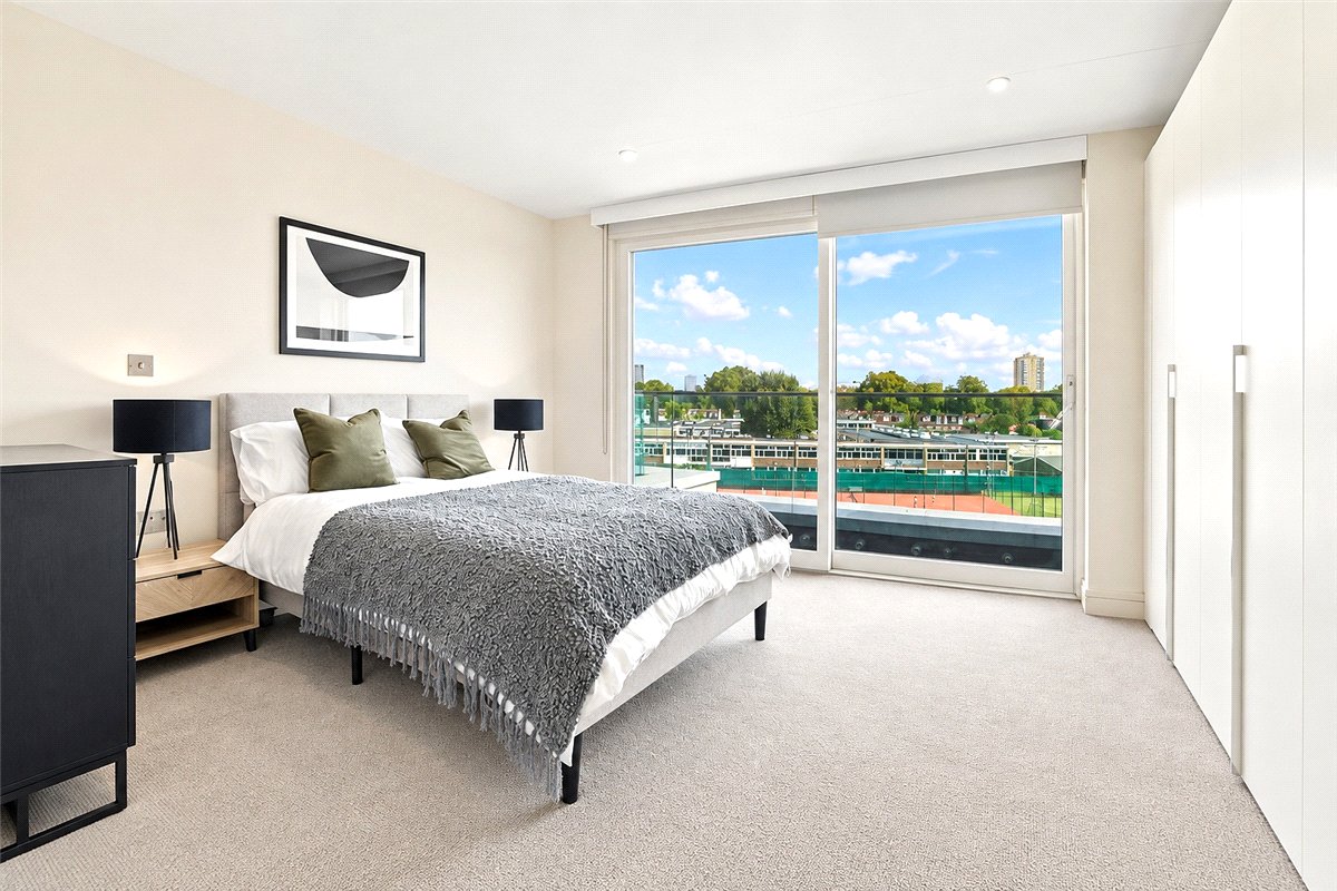 3 bedroom Flat, Broomhouse Lane, London, SW6 - Available, Image 15