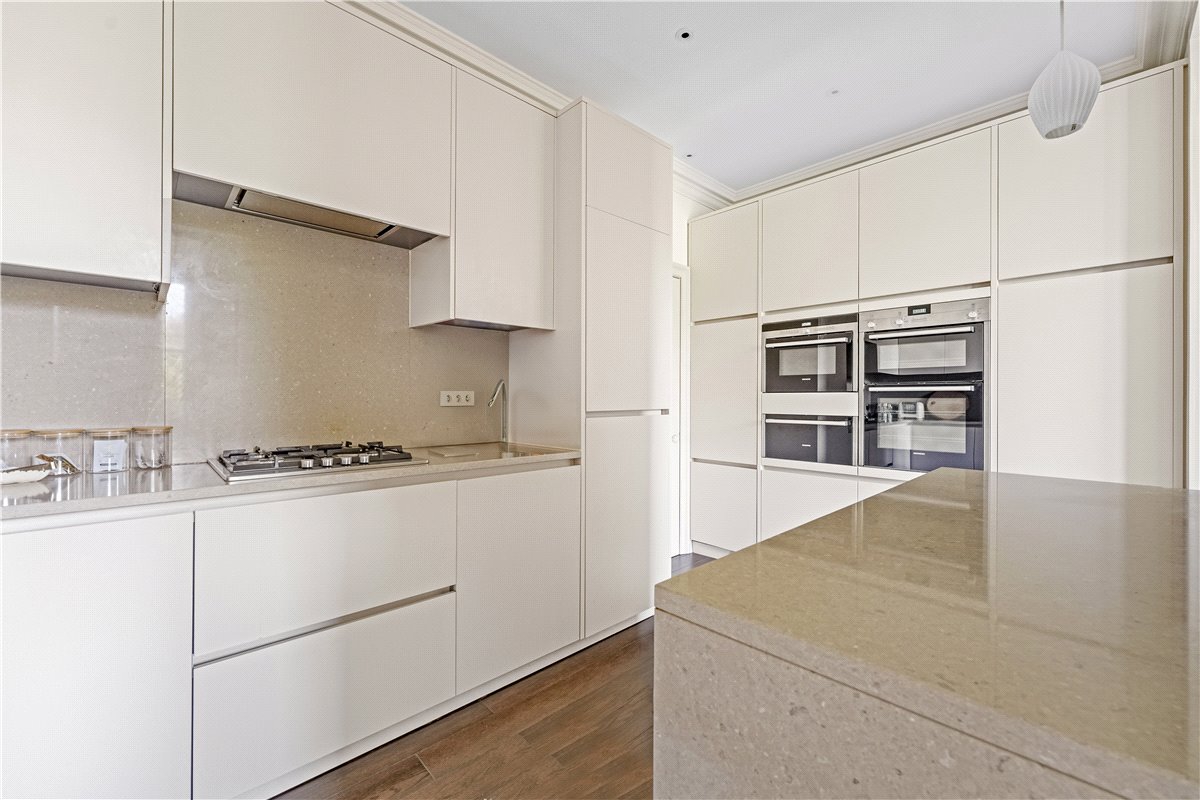 3 bedroom Flat, Addison Road, Holland Park, W14 - Available, Image 3
