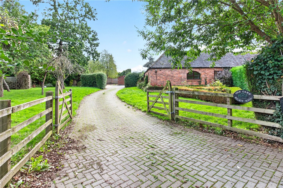 3 bedroom Bungalow, Shaw Lane, Riley Hill, WS13 - Available
