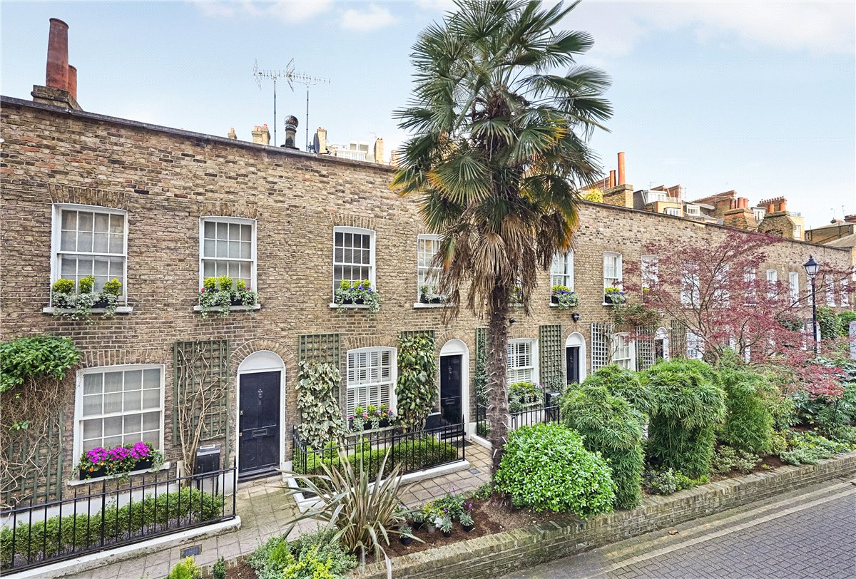 2 bedroom Maisonette, Beaufort Gardens, Knightsbridge, SW3 - Available, Image 12