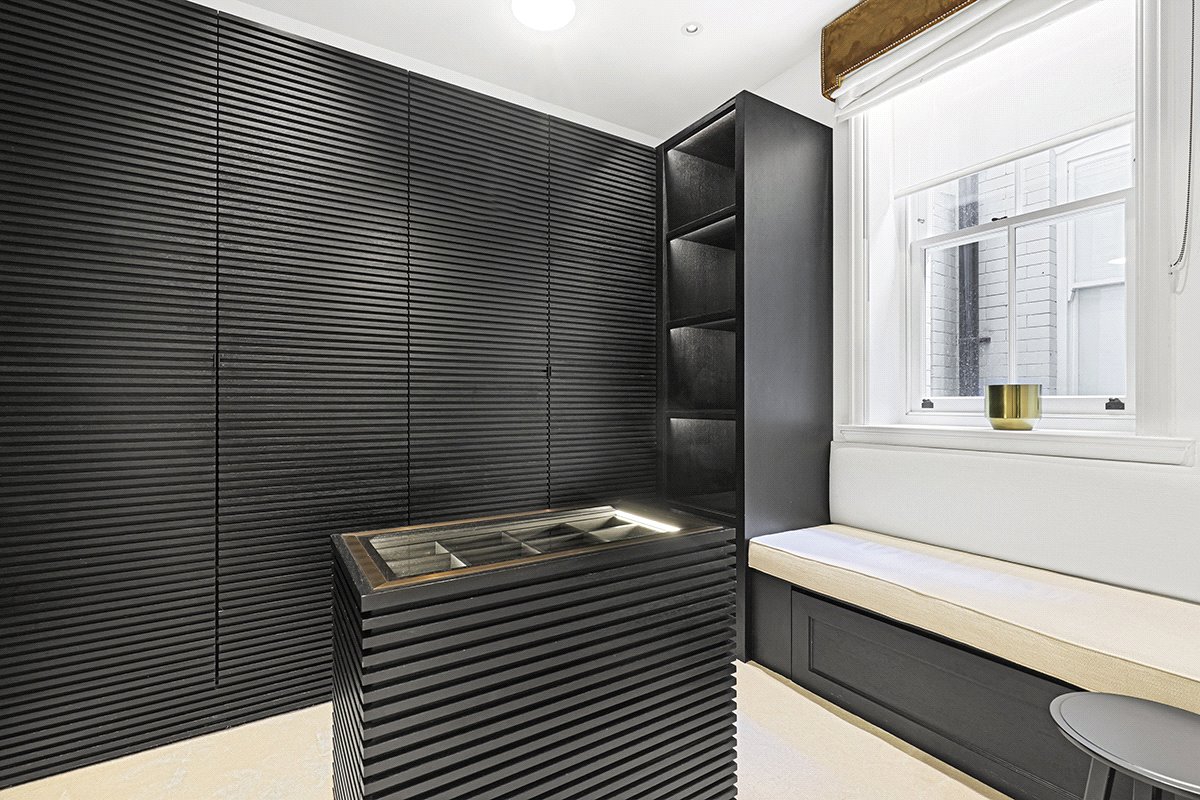 3 bedroom Flat, Pont Street, Knightsbridge, SW1X - Available, Image 10