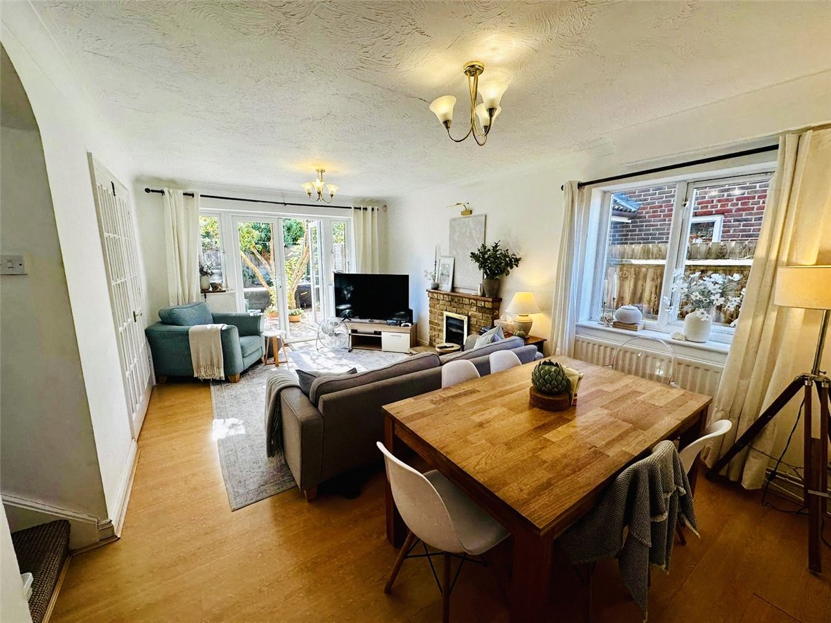 4 bedroom House, Northweald Lane, Kingston upon Thames, KT2 - , Image 1