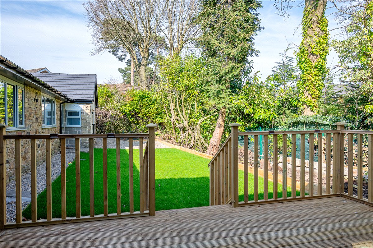 4 bedroom Bungalow, Heather Vale, Scarcroft, LS14 - Available, Image 2