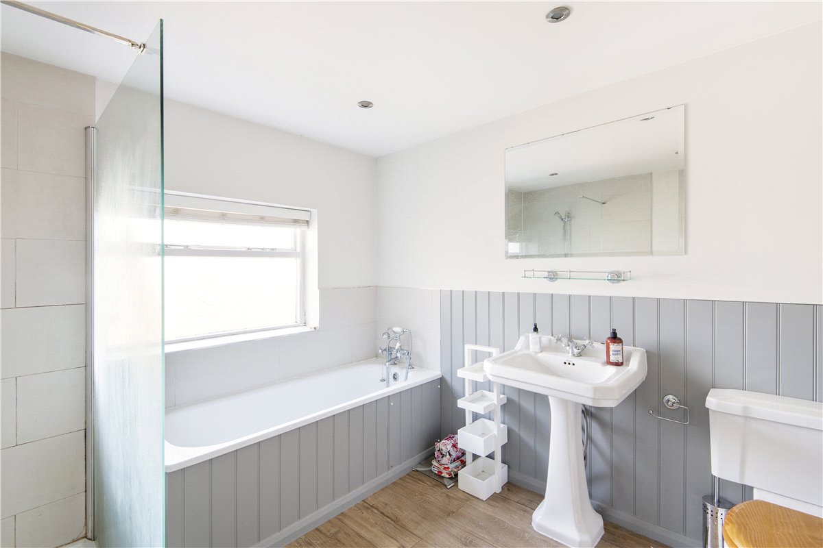 2 bedroom Maisonette, Fernside Road, London, SW12 - Sold, Image 4