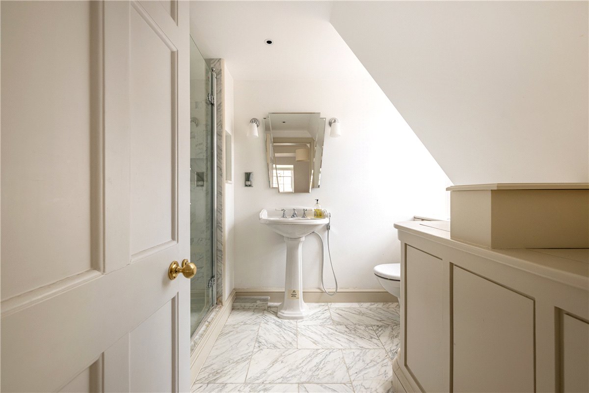 7 bedroom House, Upper Brook Street, Mayfair, W1K - Available, Image 44