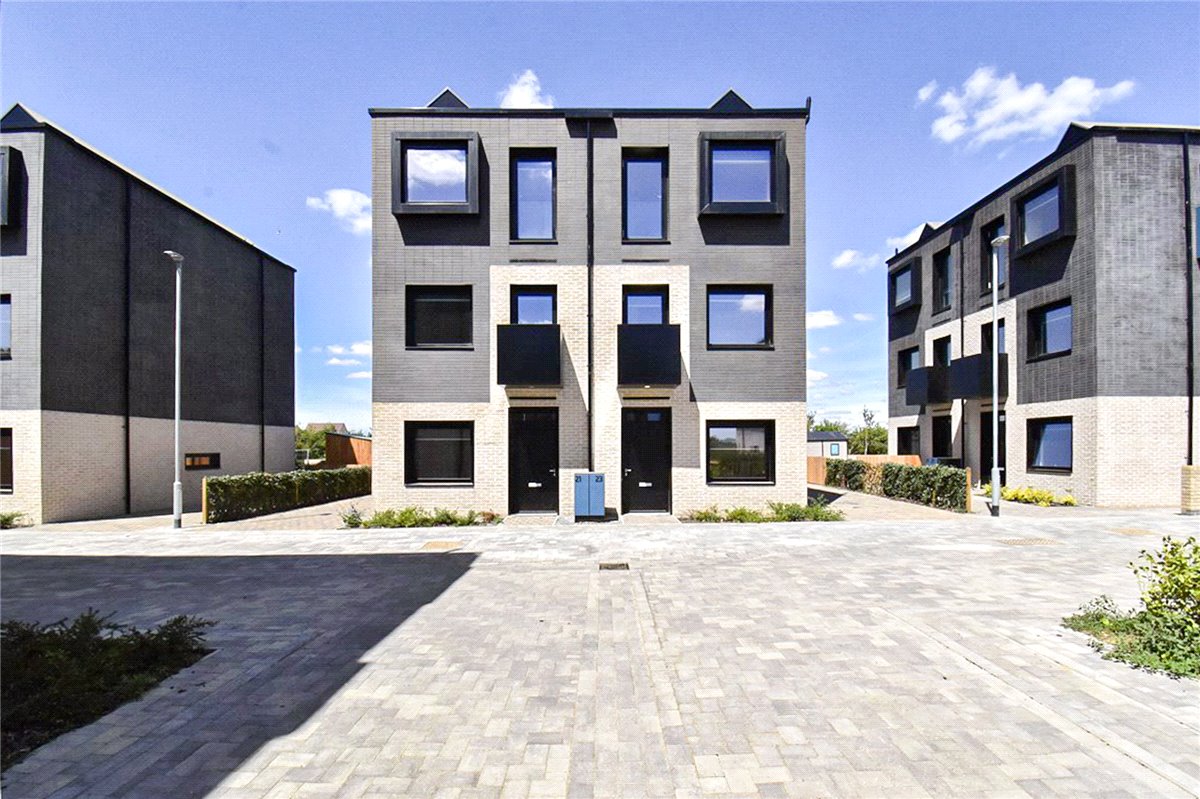 3 bedroom House, Lockhart Way, Northstowe, CB24 - Let Agreed