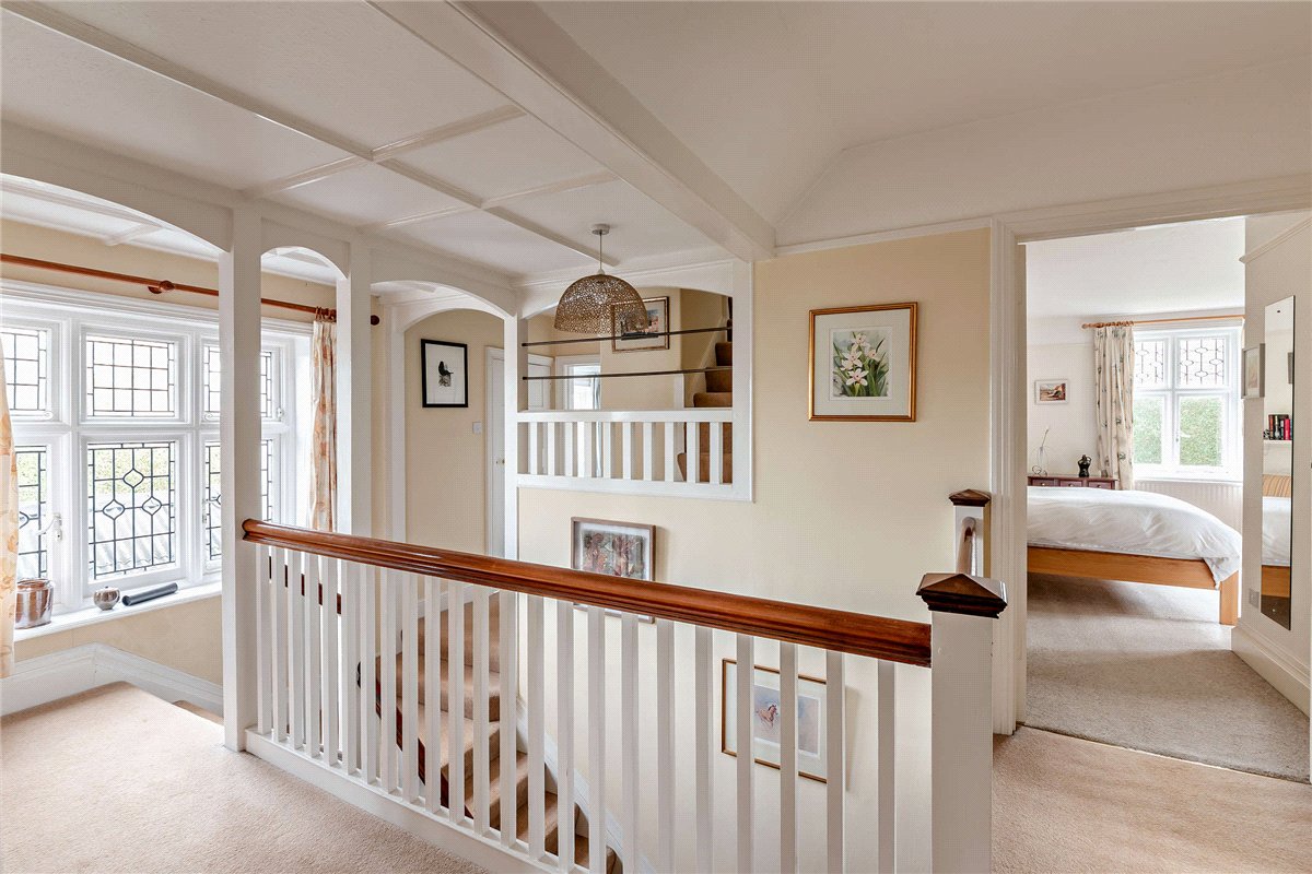 5 bedroom House, Andover Road, Newbury, RG14 - Available, Image 13