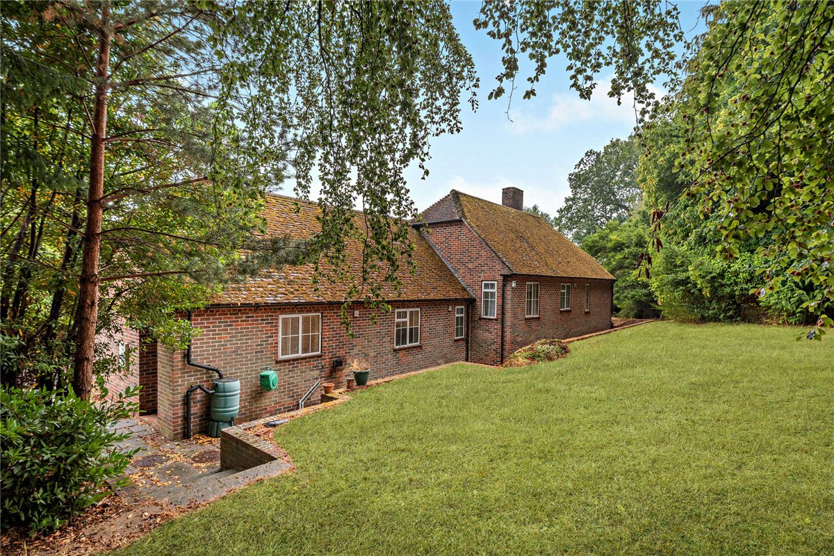 3 bedroom House, Wash Water, Newbury, RG20 - Available, Image 19