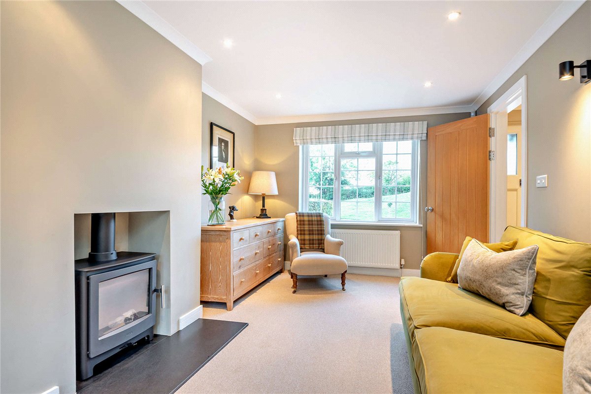 3 bedroom House, Ecchinswell, Newbury, RG20 - Available, Image 2
