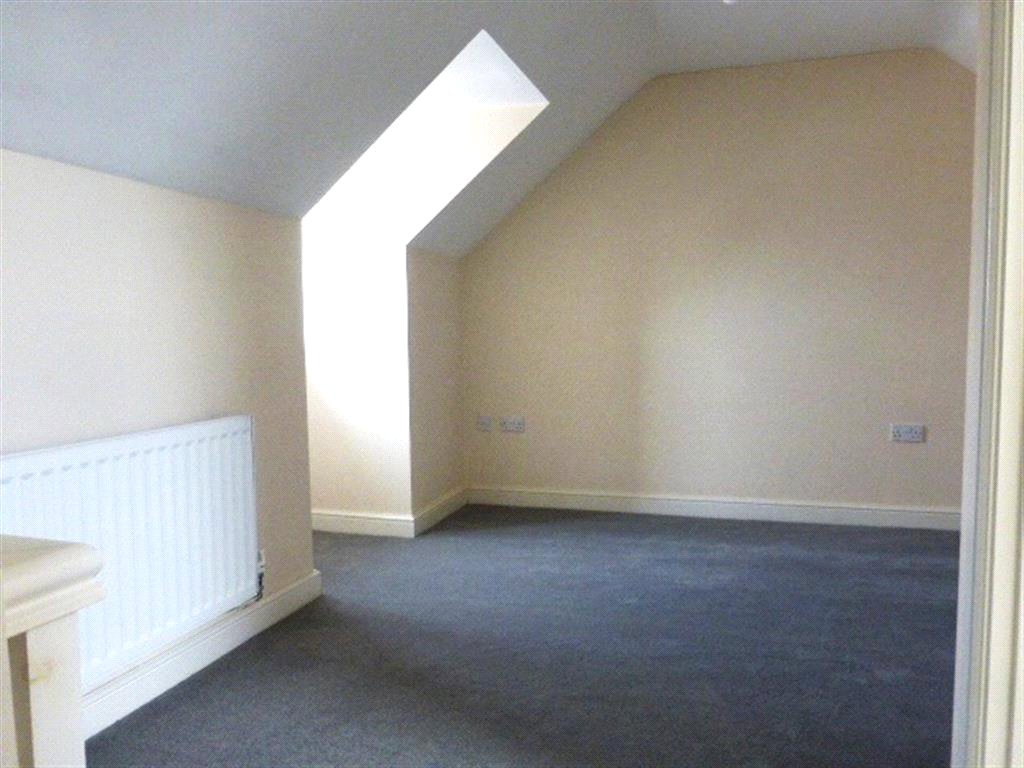 3 bedroom House, Bracken Way, Harworth, DN11 - , Image 4