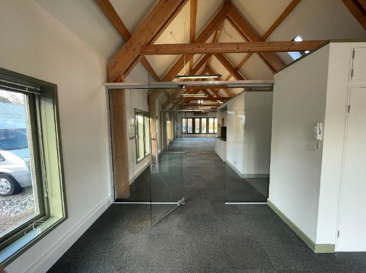 1705 Sq Ft, High Ditch Road, Cambridge, CB5 - Available, Image 3