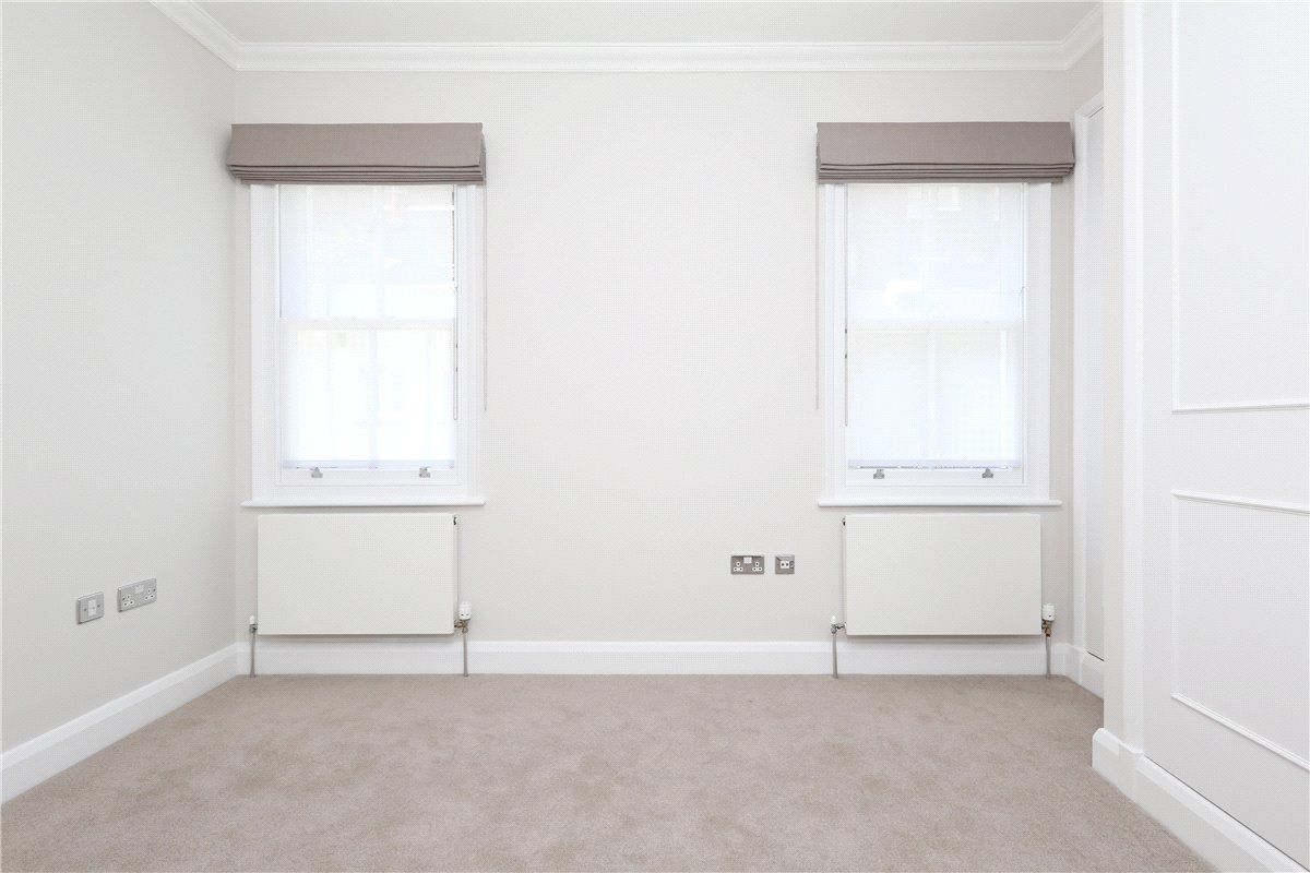 2 bedroom House, Gloucester Place Mews, Marylebone, W1U - Available, Image 9