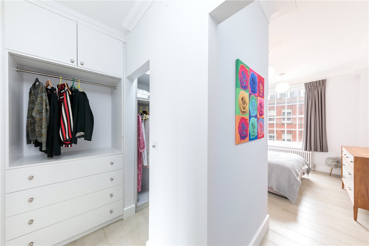 2 bedroom Flat, New Cavendish Street, London, W1G - Sold, Image 4