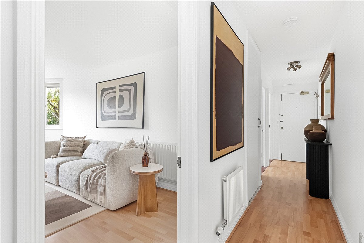 2 bedroom Flat, St. James's Drive, London, SW12 - Available, Image 10